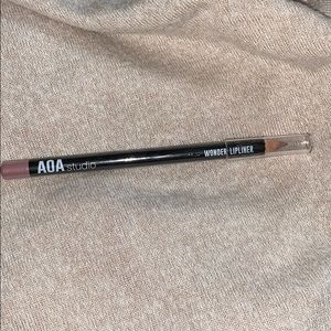 AOA Studio Wonder Lip Liner
